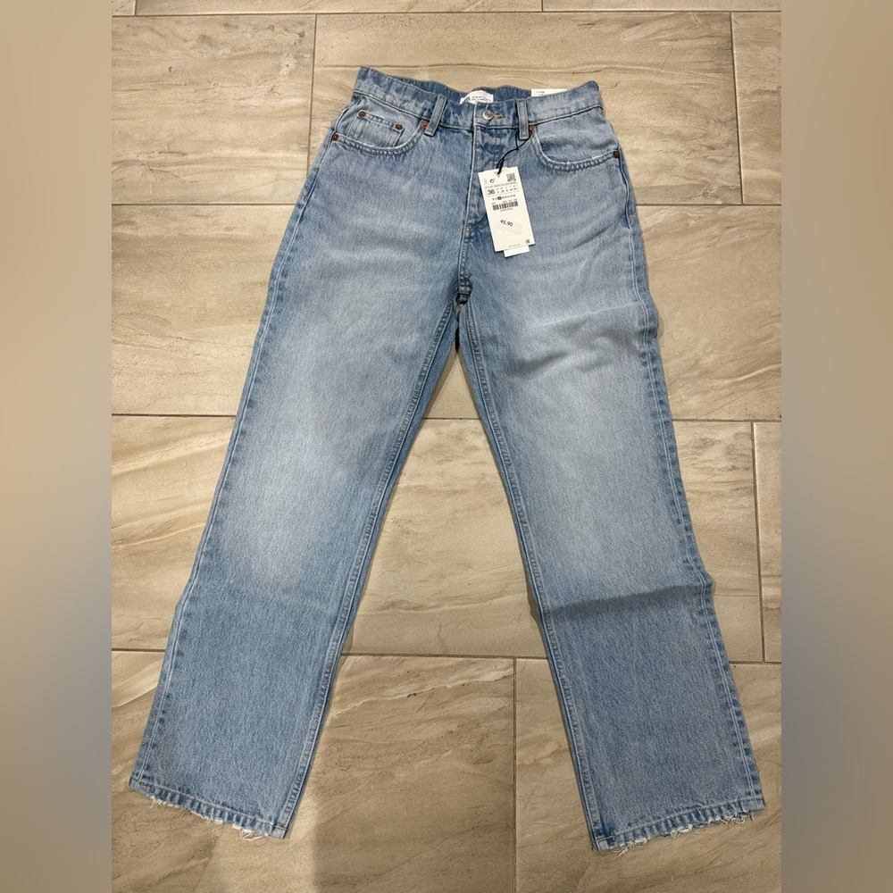Zara Straight Fit Jeans